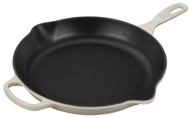 Le Creuset Cast Iron Signature Skillet 30cm MeringueMeringue image number 1